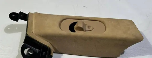 Maserati GranTurismo (B) pillar trim (top) 68427800