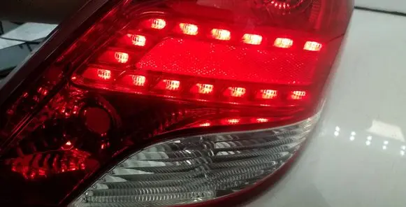 Peugeot 207 Rear/tail lights 9686565980 VP9PFX13404A