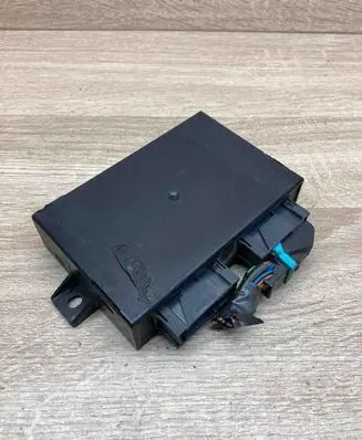 Volkswagen PASSAT B5 Parking PDC control unit/module AP375020719C02 10390