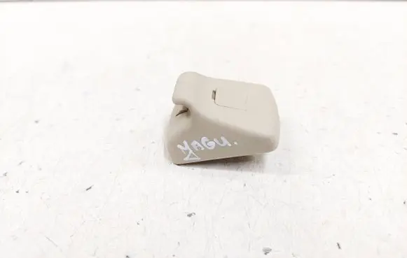 Sun visor clip/hook/bracket
