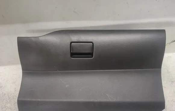 Toyota Auris 150 Glove box set 
