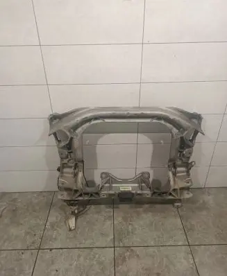Mercedes-Benz S W220 Front subframe A2206280757 A2206280457