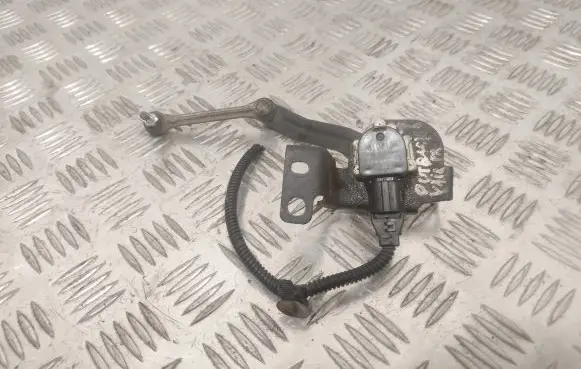 Subaru Outback Headlight/headlamp level sensor 810712 B1804202