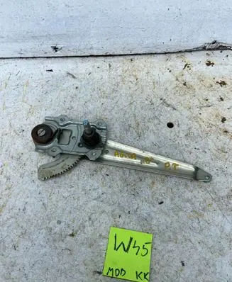 Opel Agila B Rear door manual window regulator