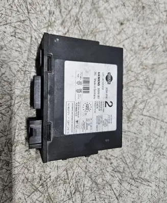 Nissan Primera Door central lock control unit/module 285969F90