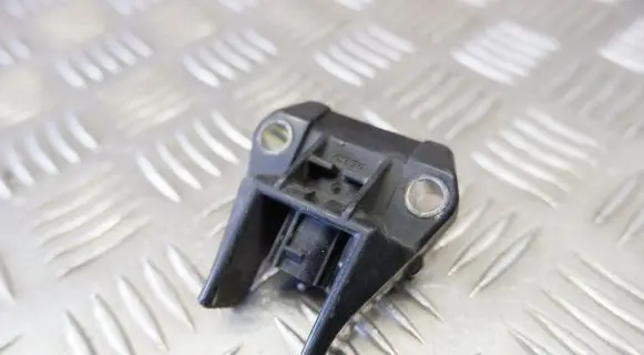 Lexus IS III XE30 Airbag deployment crash/impact sensor 8917330170
