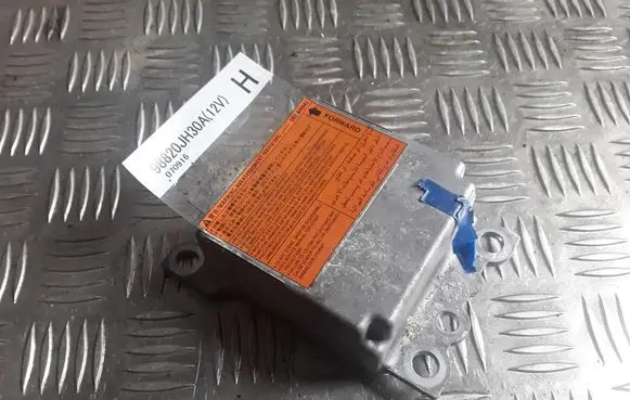 Nissan X-Trail T31 Airbag control unit/module 98820JH30A