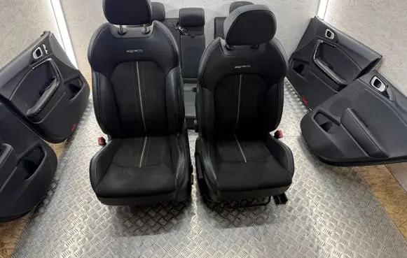 Seat set