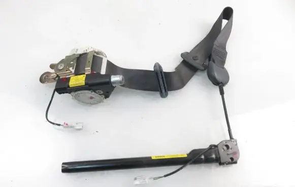 Renault Clio III Front seatbelt 34006760