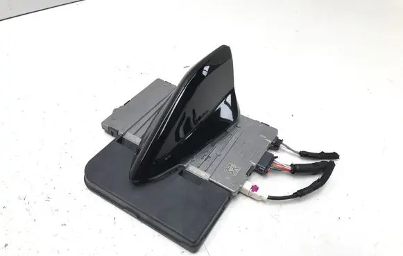 Peugeot 3008 III Aerial GPS antenna 9864162580 9861530880