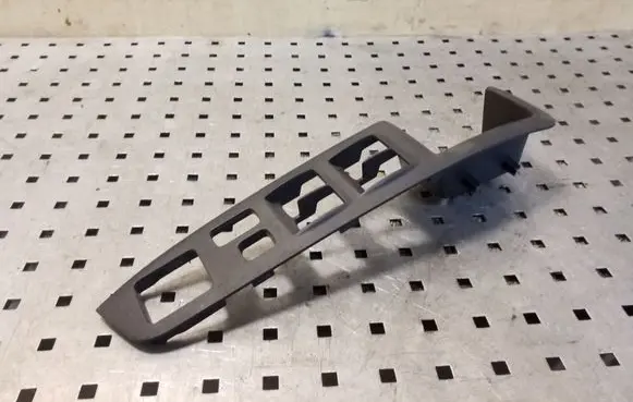 Mitsubishi Outlander Front door window switch trim SPC02713 3H45X