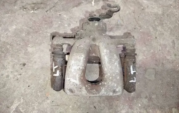 Alfa Romeo 159 Rear brake caliper 