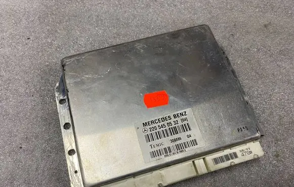Mercedes-Benz S W220 Suspension control unit/module 2205450532