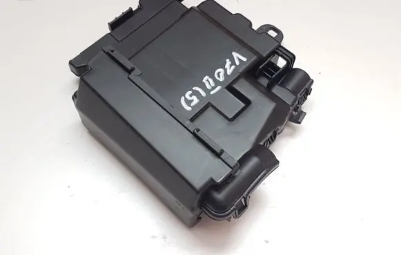 Volvo V70 Fuse module 30659092