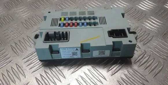 Land Rover Range Rover L405 Fuse module CPLA14Q073AA