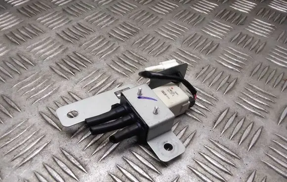 Nissan Qashqai Vacuum valve 284L44EA0A
