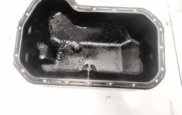 Volkswagen PASSAT B5 Oil sump