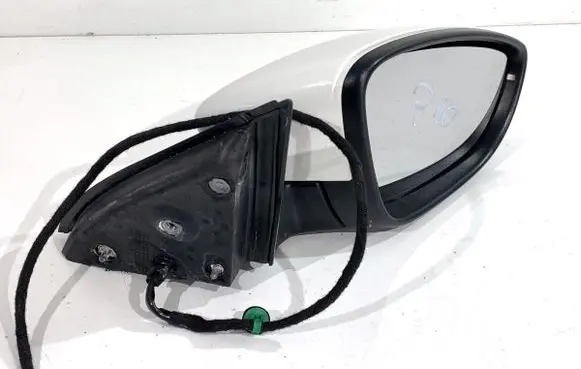 Volkswagen Jetta VI Front door electric wing mirror 