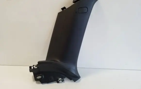 Mercedes-Benz GLC C254 (D)pillar trim (top) A2546901101