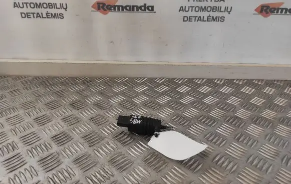 Mercedes-Benz S W221 Windscreen/windshield washer pump