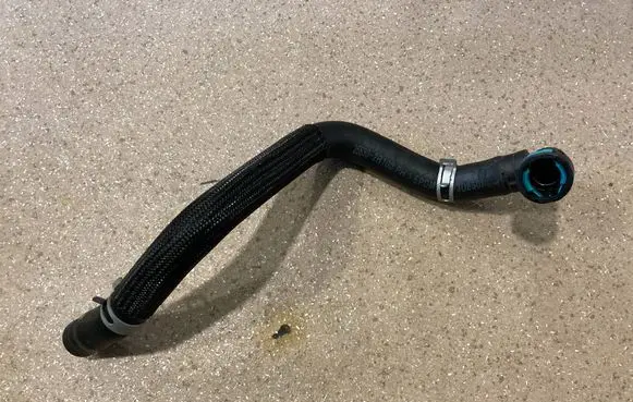KIA Sorento IV Engine coolant pipe/hose 256302R100