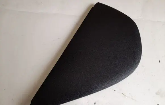 Volkswagen Jetta VI Dashboard side end trim 5C6858247