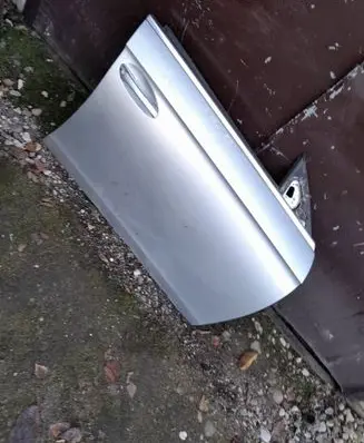 Mercedes-Benz CLS C219 Front door