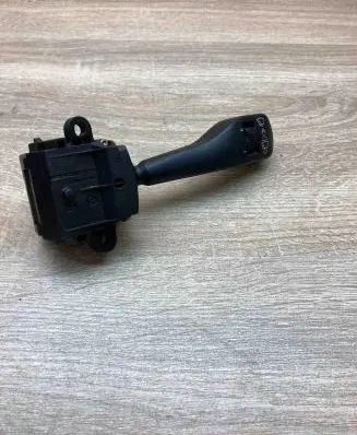 BMW 5 E39 Wiper control stalk 8363669M 01204020