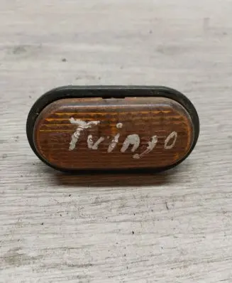Renault Twingo I Front bumper turn signal 