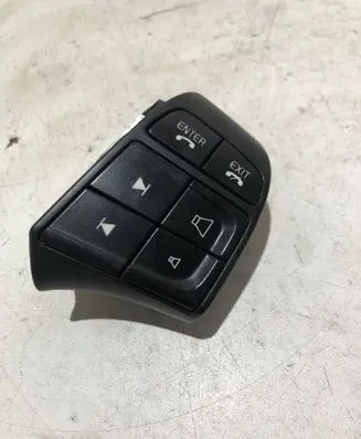 Volvo V50 Steering wheel buttons/switches 30739640