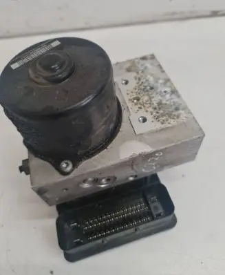 Mercedes-Benz C W203 ABS Pump A0365454032 00402280D1 5G26F25J43