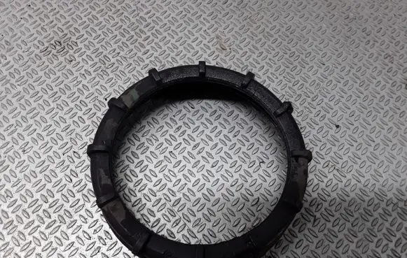 Mercedes-Benz E W211 In tank fuel pump screw locking ring/nut 