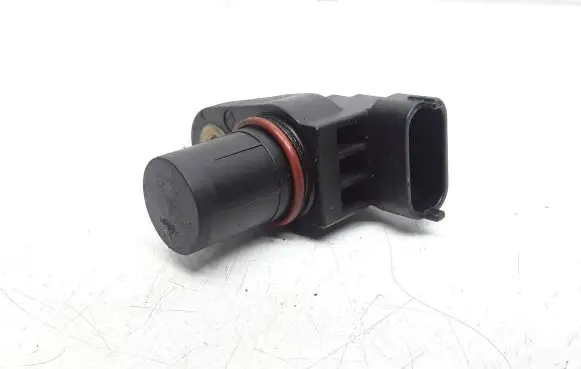 Mercedes-Benz ML W164 Camshaft position sensor A0051531328
