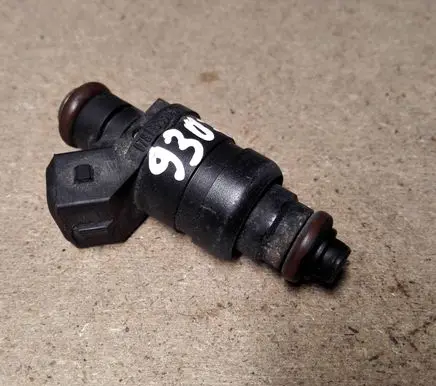 Audi A6 S6 C5 4B Fuel injector 078133551AC