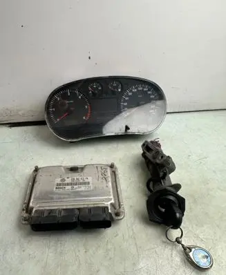 Seat Leon (1M) Engine control unit/module 038906012FN 28SA5093 0281010686