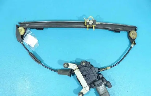 Front door window regulator with motor
