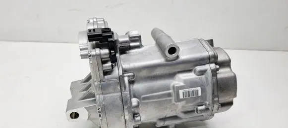 Renault Clio V Air conditioning (A/C) compressor (pump) 926003211R