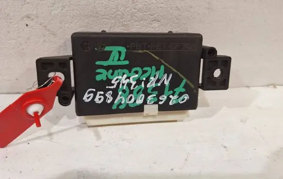 Renault Megane IV Parking PDC control unit/module 0263004899