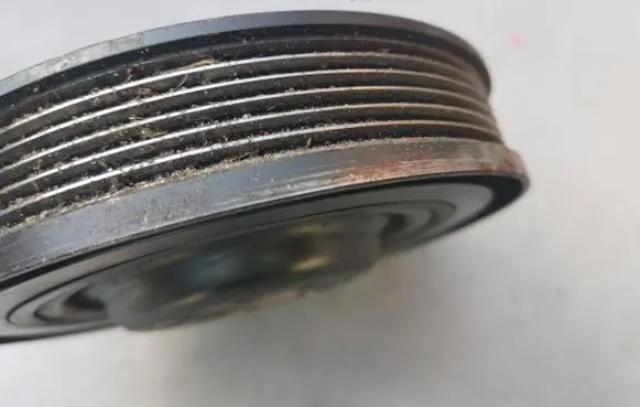 Audi A4 S4 B5 8D Crankshaft pulley 078105251L