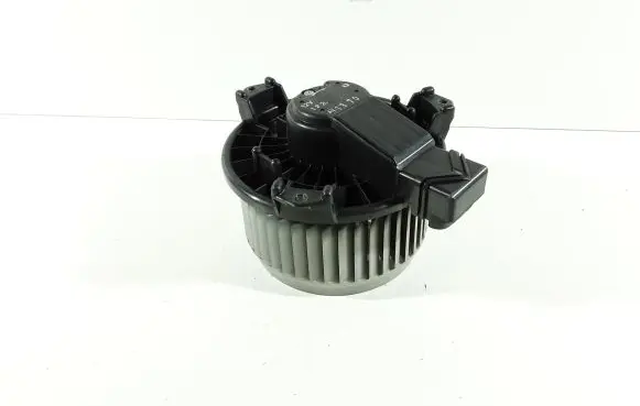 Toyota Yaris Heater fan/blower AV1370