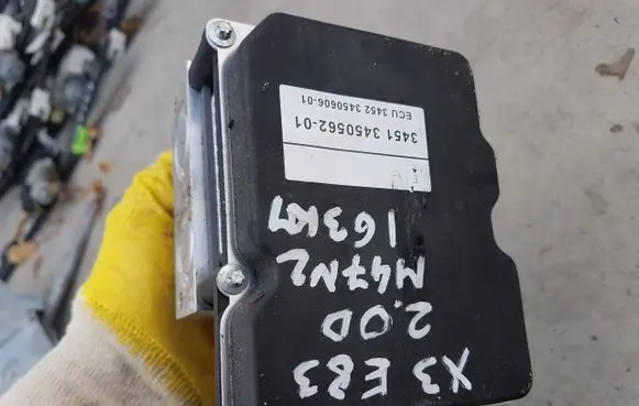 BMW X3 E83 ABS Pump 3450562