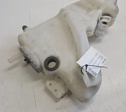 Mercedes-Benz E W211 Windshield washer fluid reservoir/tank 2118601460