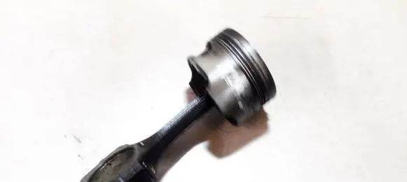 Renault Megane I Piston with connecting rod