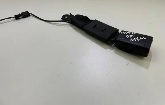 Opel Mokka X Rear seatbelt buckle 42469735