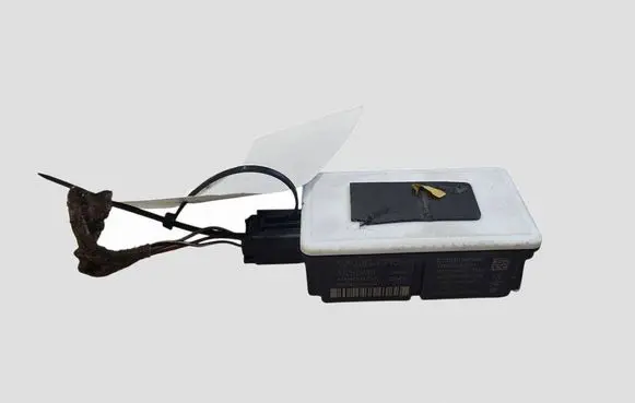 Volvo V70 Door central lock control unit/module 31252988 S180036007H