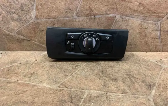 Light switch