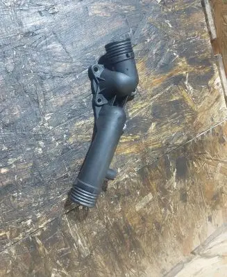 BMW 5 E39 Engine coolant pipe/hose 1740478 11531740478
