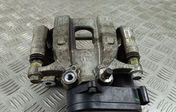 KIA EV6 Rear brake caliper T158237700