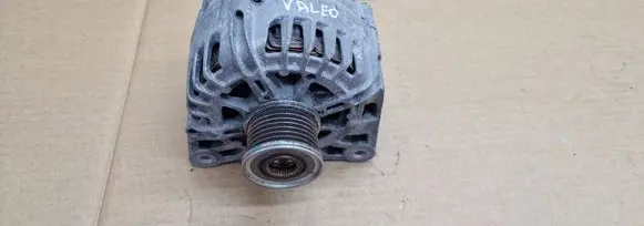 Renault Trafic III (X82) Generator/alternator 231008633R