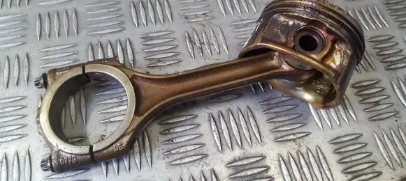 Audi A4 S4 B5 8D Piston with connecting rod 0778